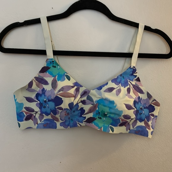 kNIX REVOLUTION V NECk BRA - Picture 10 of 13